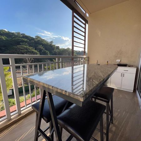Bonel Condo At Pico De Loro Cutad Bagian luar foto